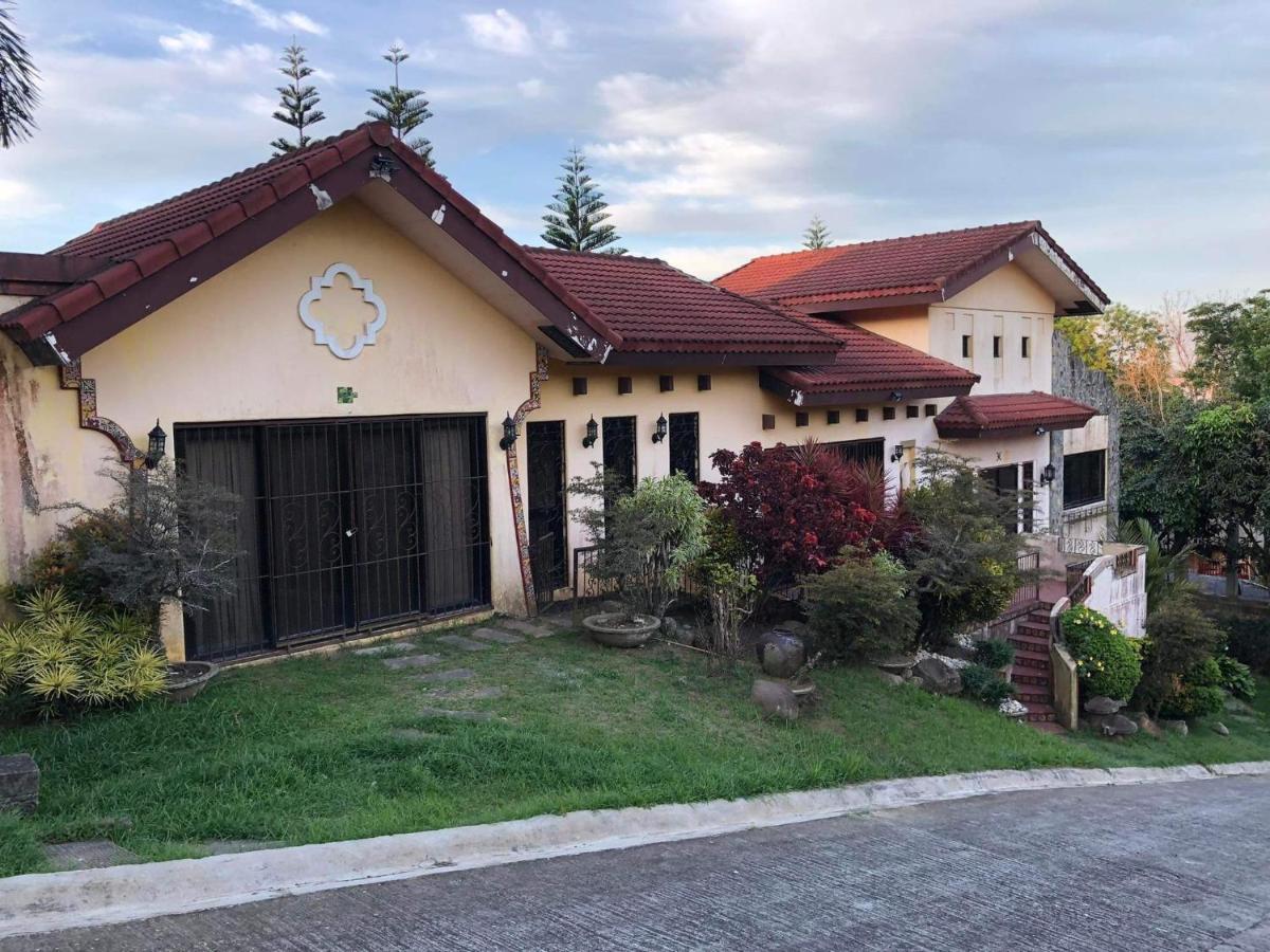 Tagaytay Bnr Guesthouse 4Br With Balcony 12-14 Guest Tagaytay City Exterior foto