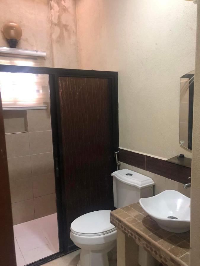 Tagaytay Bnr Guesthouse 4Br With Balcony 12-14 Guest Tagaytay City Exterior foto