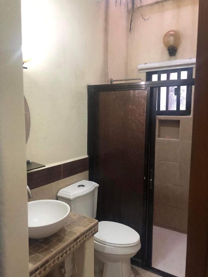Tagaytay Bnr Guesthouse 4Br With Balcony 12-14 Guest Tagaytay City Exterior foto